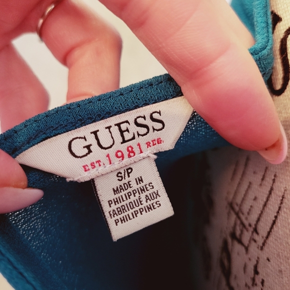 Guess Long Sleeve Lace Top - Picture 9 of 10